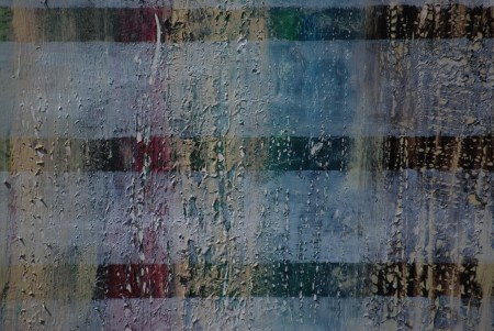 Hold back (2013) macro 2